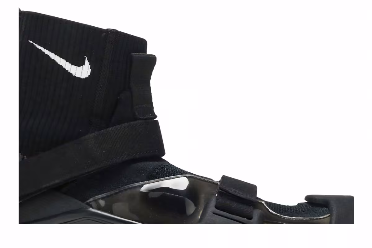 Matthew M. Williams x Nike Women's Free Trainer 3 Flyknit SP Black, view 3
