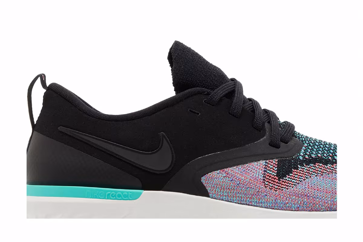 Nike Women's Odyssey React Flyknit 2 Ember Jade, view 3