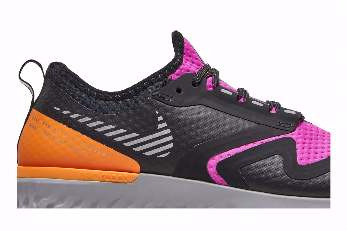 Nike Women's Odyssey React 2 Shield Fire Pink Atmosphere Grey, view 3