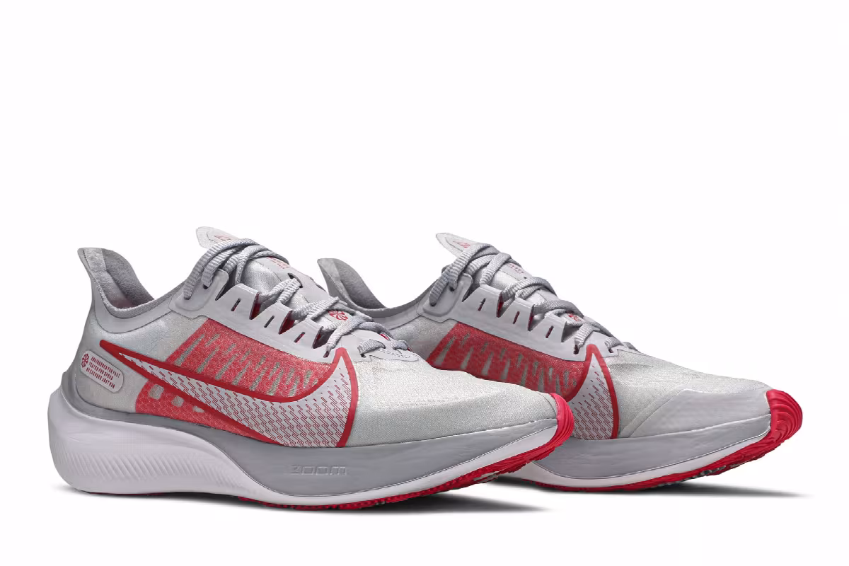 Nike Women's Zoom Gravity Pure Platinum Red Orbit, view 9