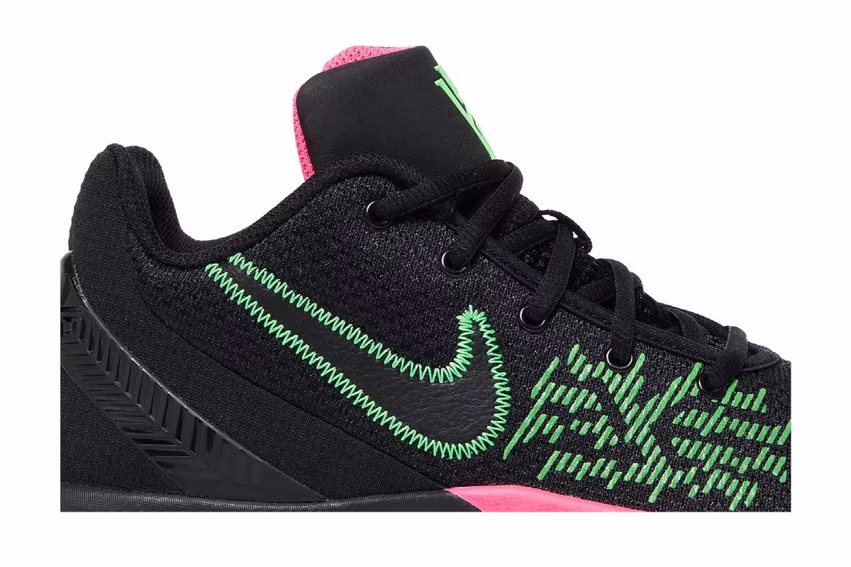 Nike Kyrie Flytrap 2 GS Black Hyper Pink, view 3