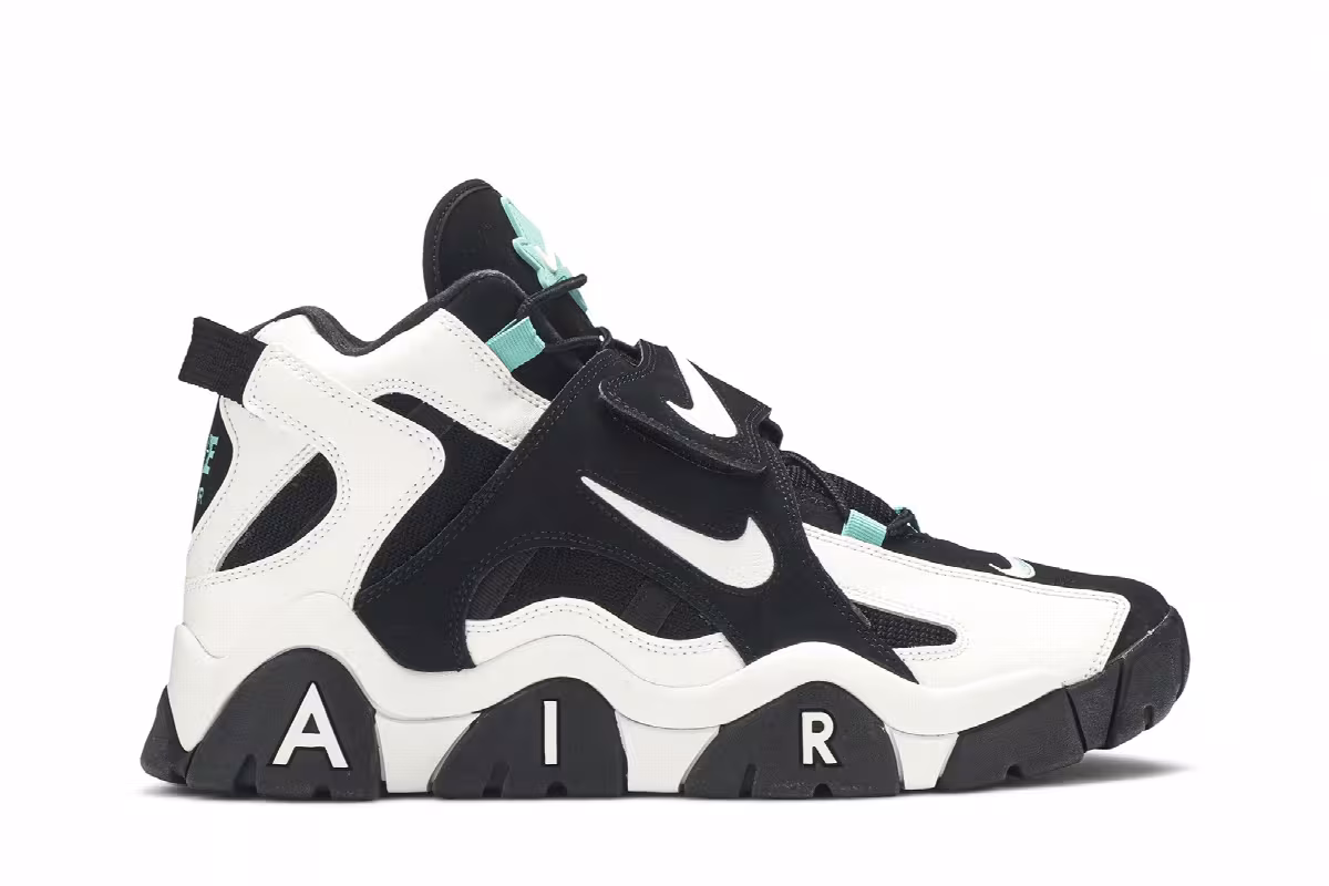 Nike Air Barrage Mid Cabana, view 2
