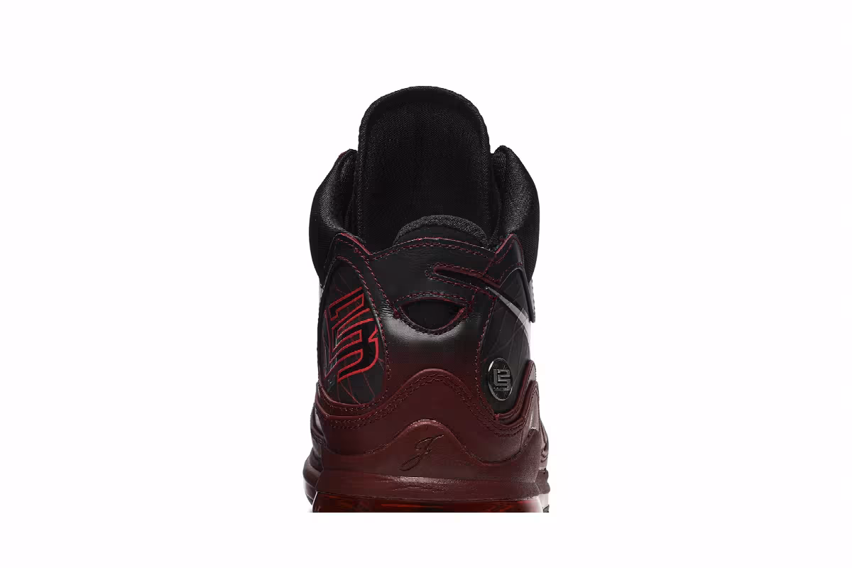 Nike Air Max LeBron 7 QS Christmas 2019 2019, view 8