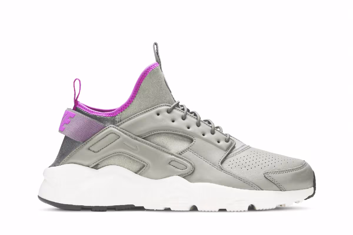 Nike Air Huarache Run Ultra SE, view 2