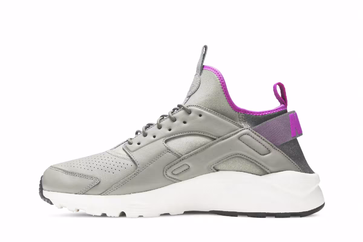 Nike Air Huarache Run Ultra SE, view 4