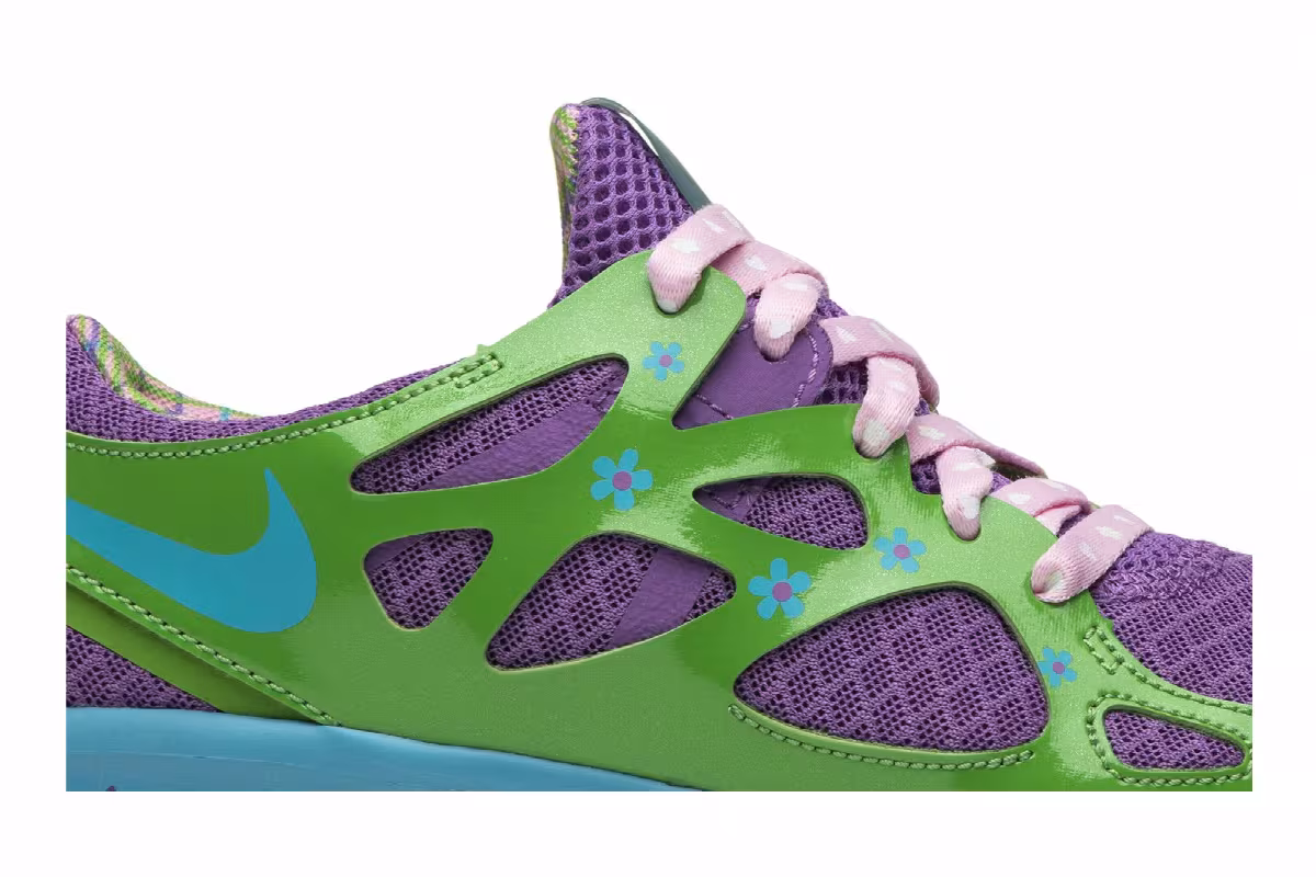 Nike Women's Free Run 2 Doernbecher 2019, view 3