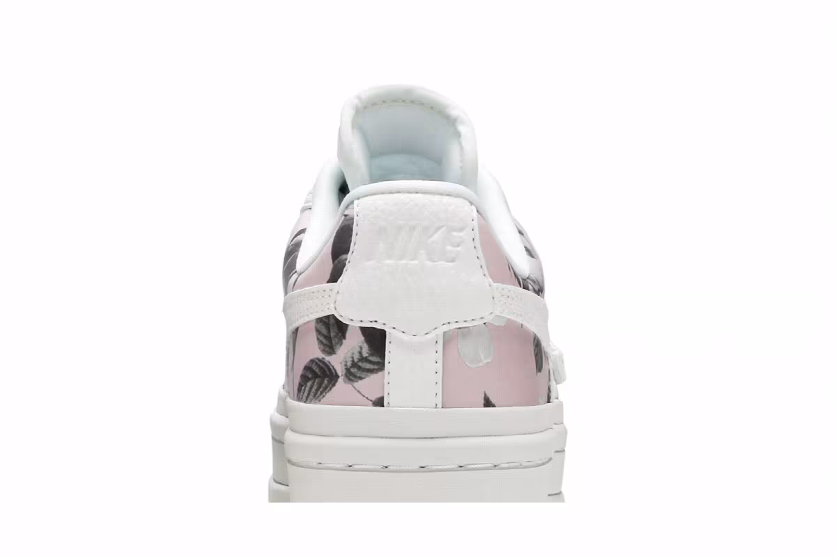 Nike Women's Vandal 2K Floral, view 8