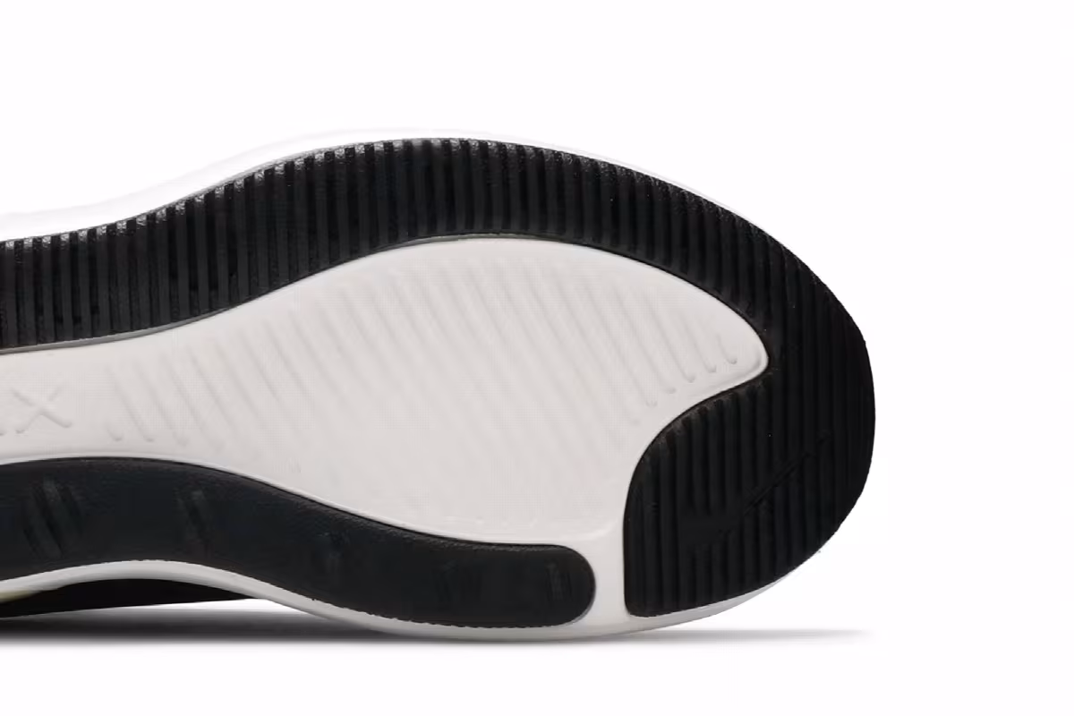 Nike Women's Air Max Dia Black, view 6
