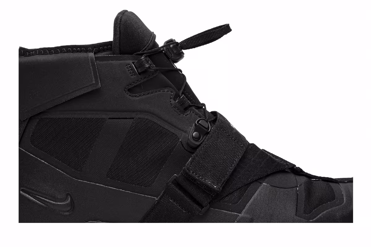Undercover x Nike SFB Mountain Black, view 3