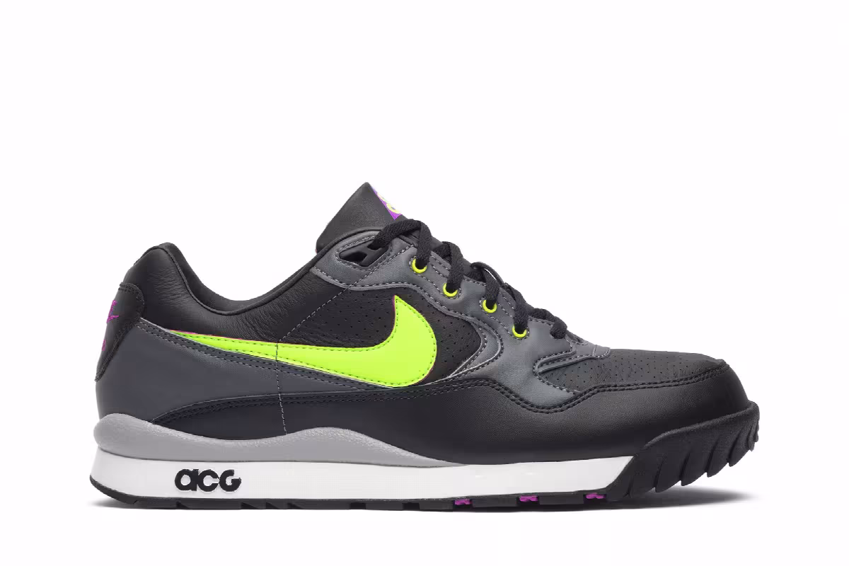 Nike ACG Wildwood Black Electric Green, view 2
