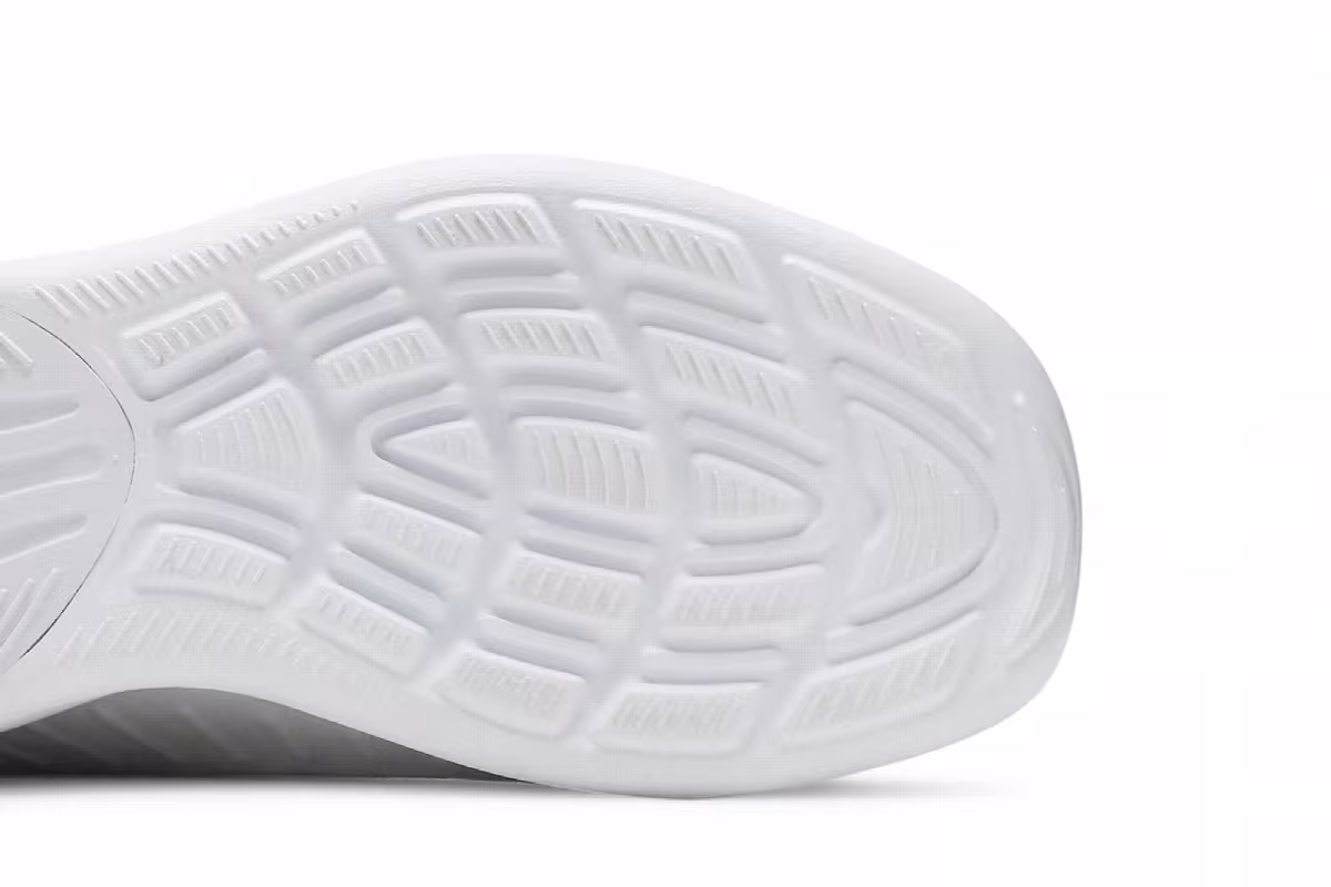 Nike Women's Air Max Axis White, view 6