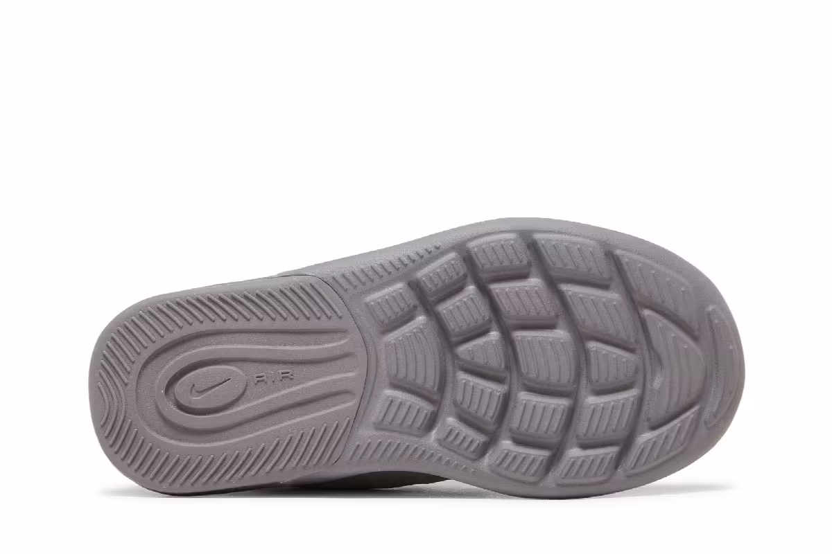 Nike Air Max Axis TD Black Volt, view 5