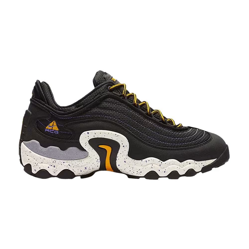 Nike ACG Air Skarn University Gold