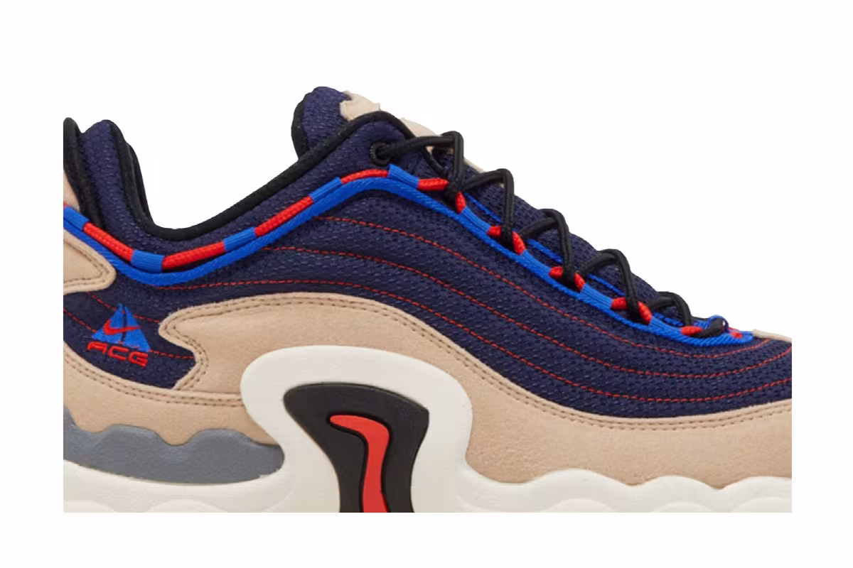 Nike Air Skarn ACG Sand, view 3
