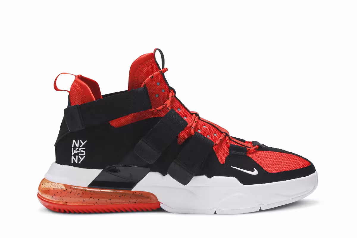 Nike Air Edge 270 NY vs. NY, view 2