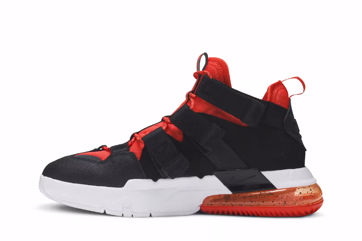 Nike Air Edge 270 NY vs. NY, view 4