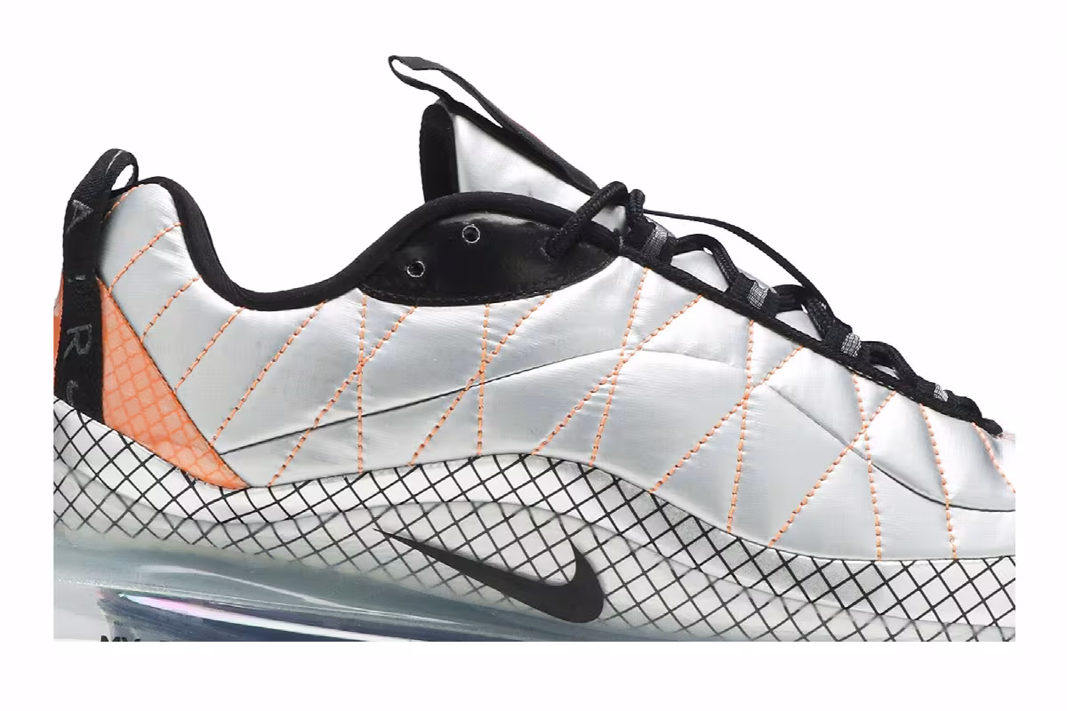 Nike Air MX 720-818 Metallic Silver, view 3