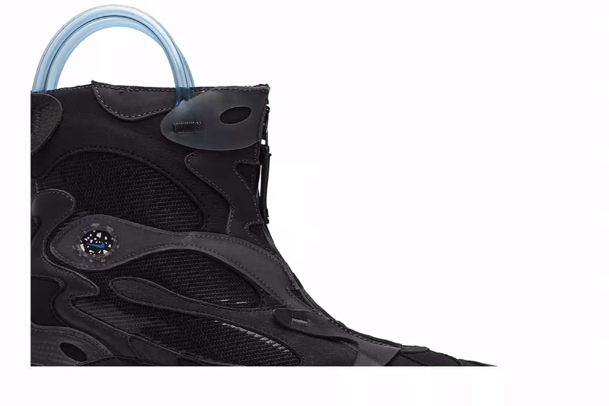 Undercover x Nike React Boot Black, view 3