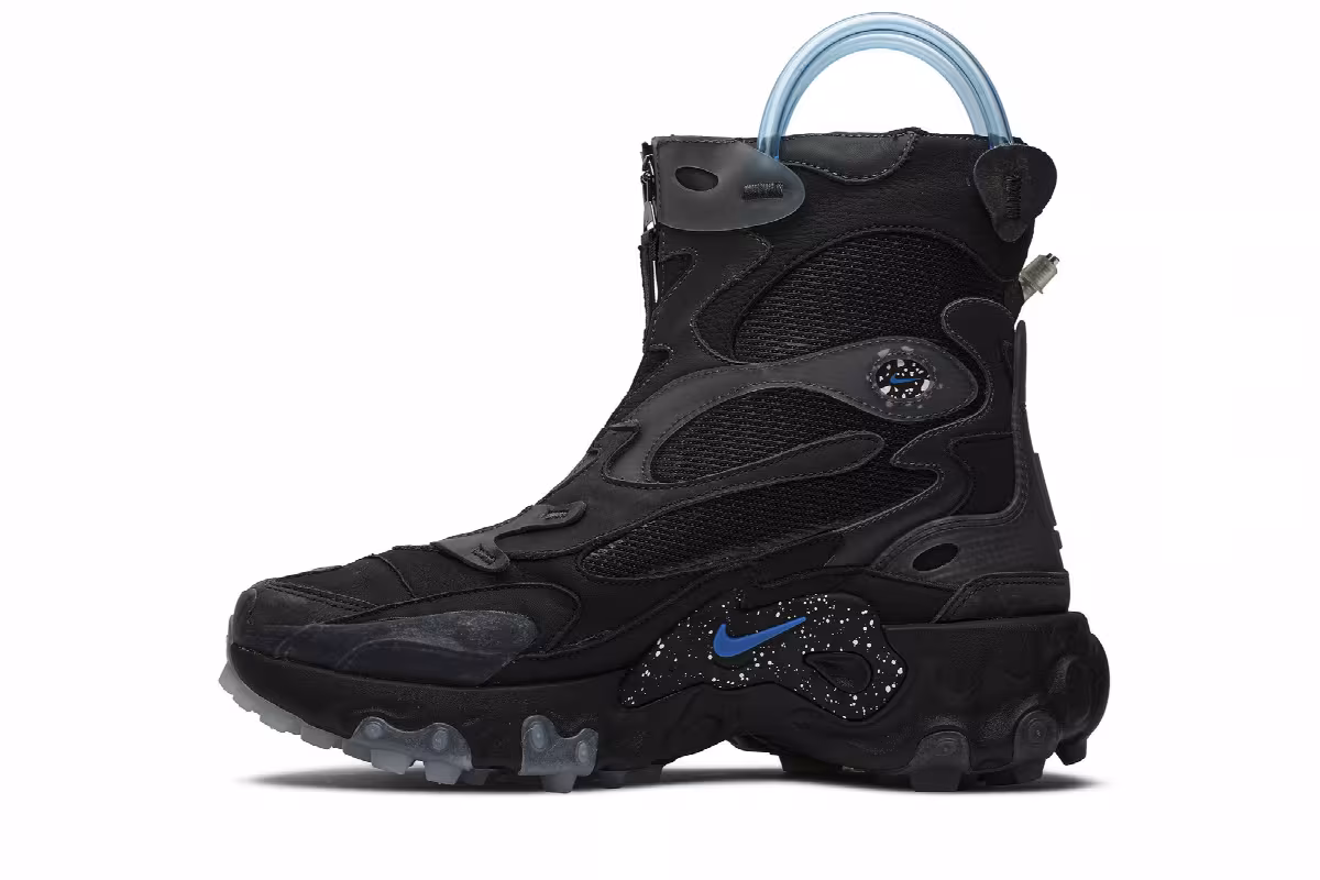 Undercover x Nike React Boot Black, view 4