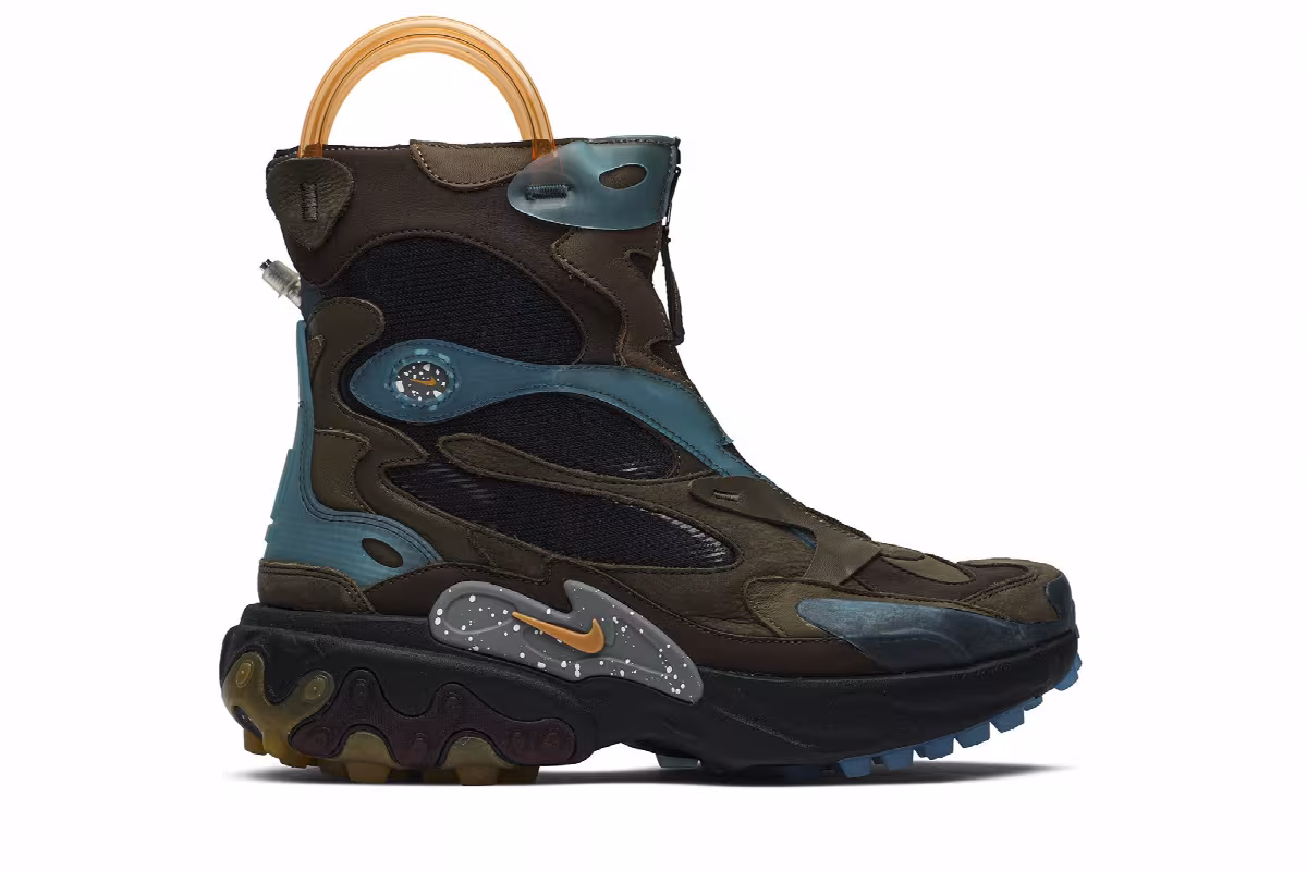 Undercover x Nike React Boot Brown, view 2