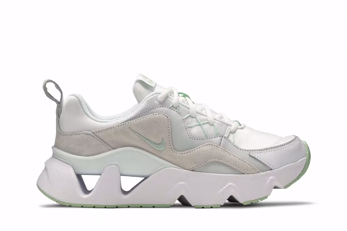 Nike Women's RYZ 365 Pistachio Frost, view 2