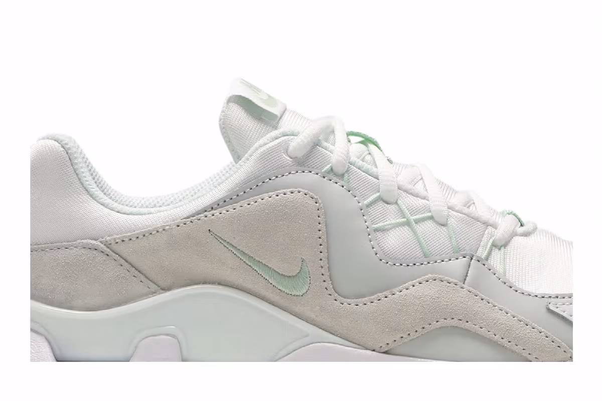 Nike Women's RYZ 365 Pistachio Frost, view 3