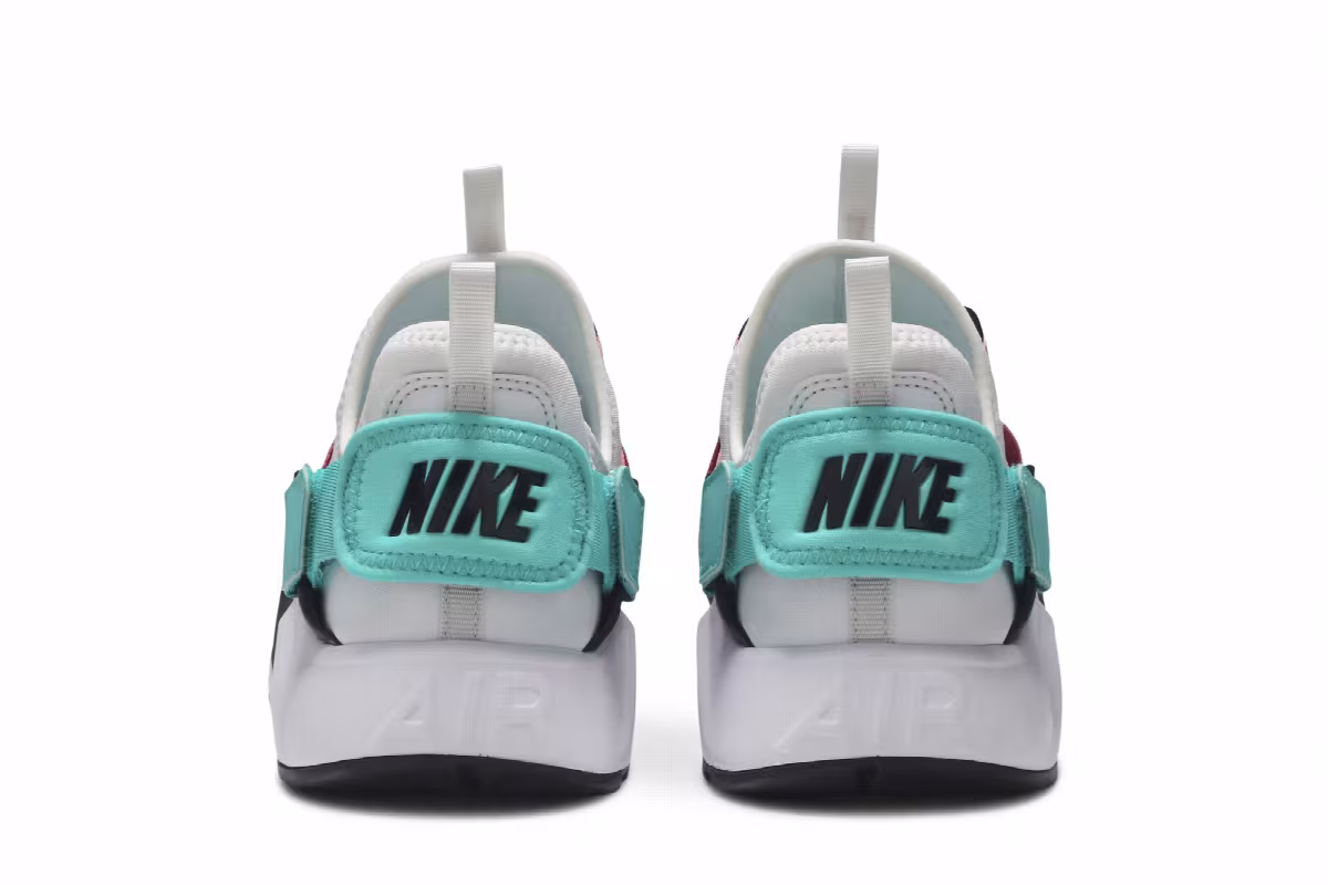 Nike Women's Air Huarache City Low Hyper Jade, view 7