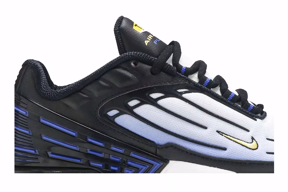 Nike Air Max Plus 3 GS Hyper Blue, view 3