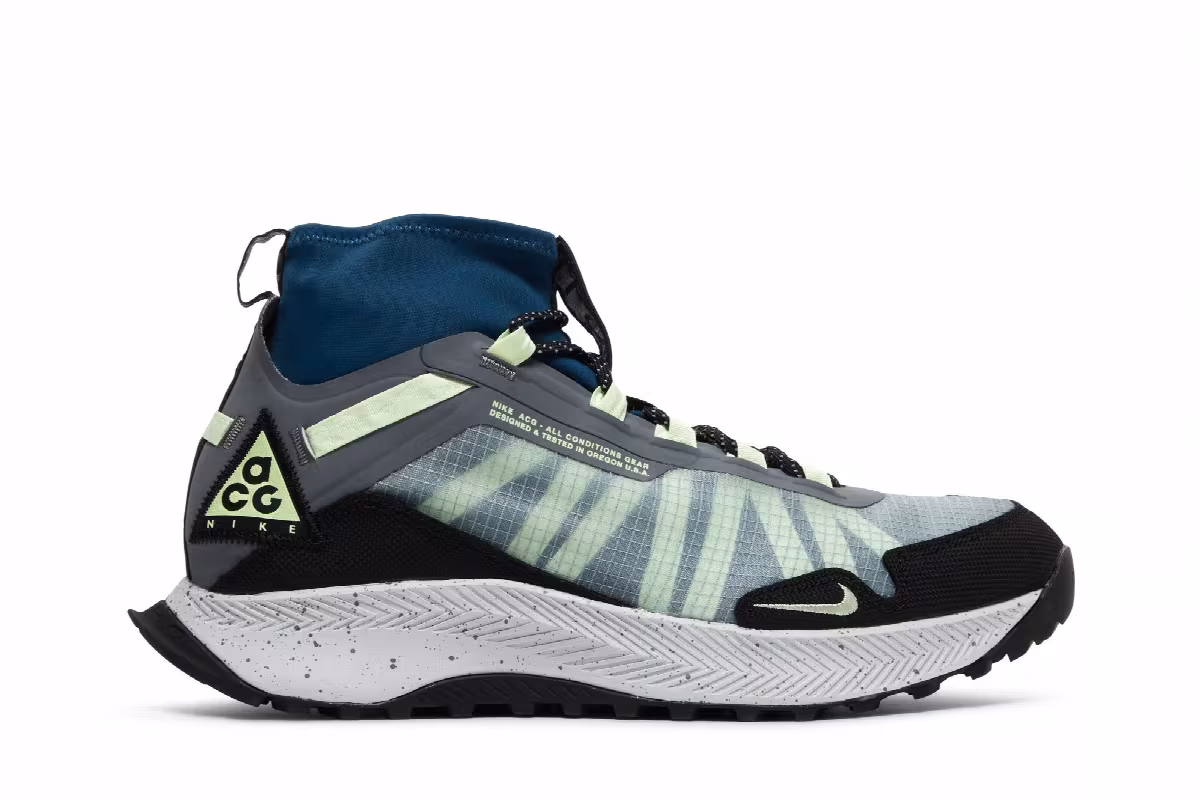 Nike ACG Terra Zaherra Barely Volt, view 2
