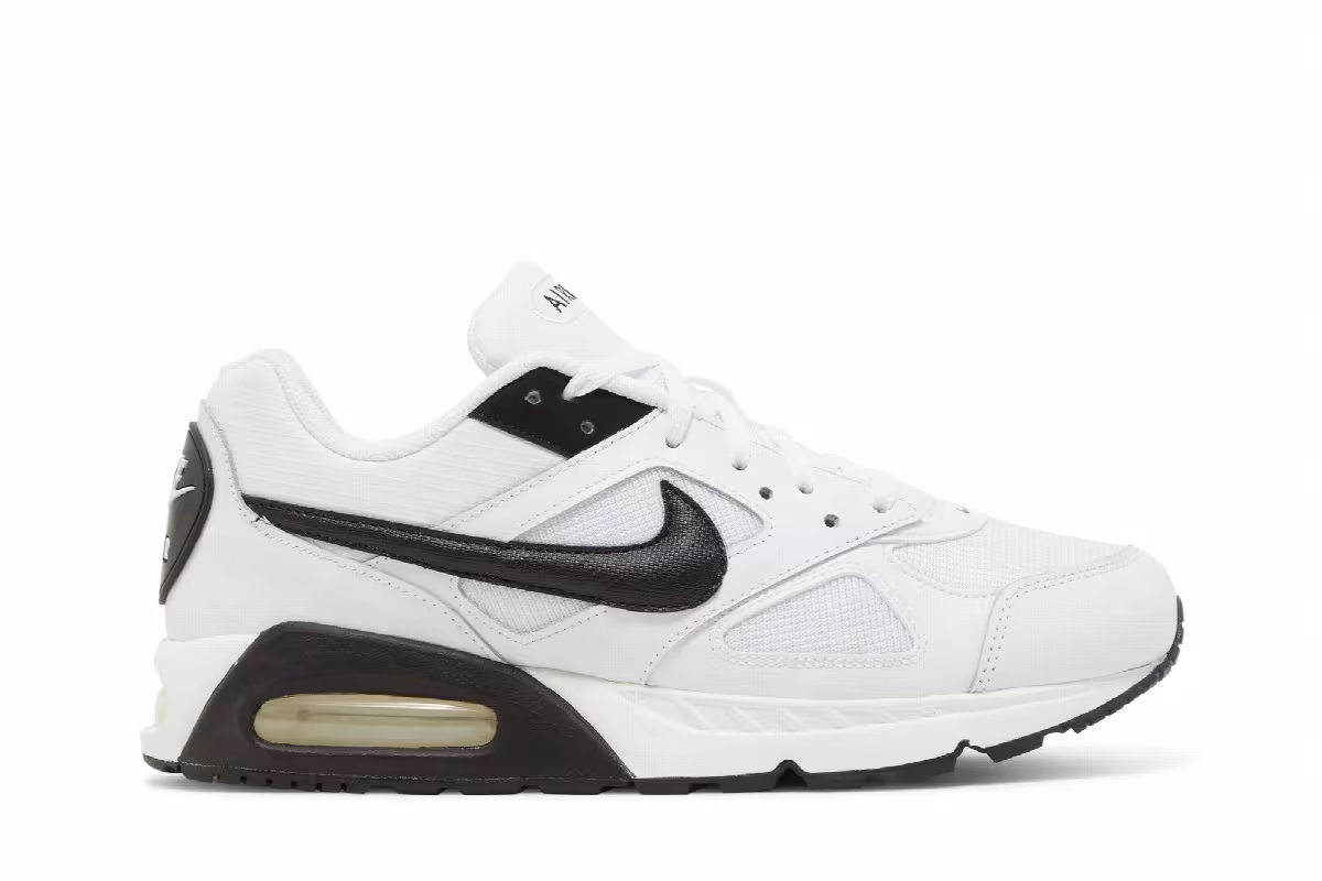 Nike Air Max IVO White Black, view 2
