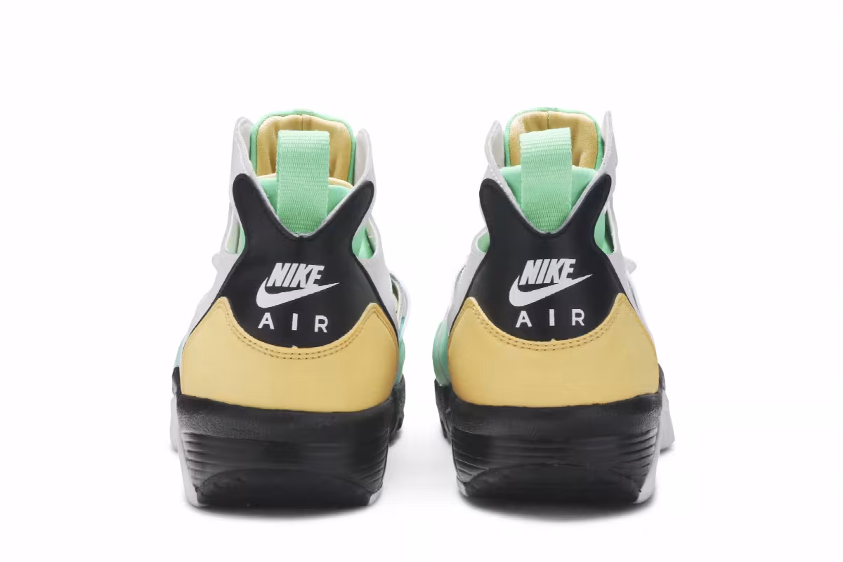 Nike Air Trainer Huarache Green Topaz, view 7