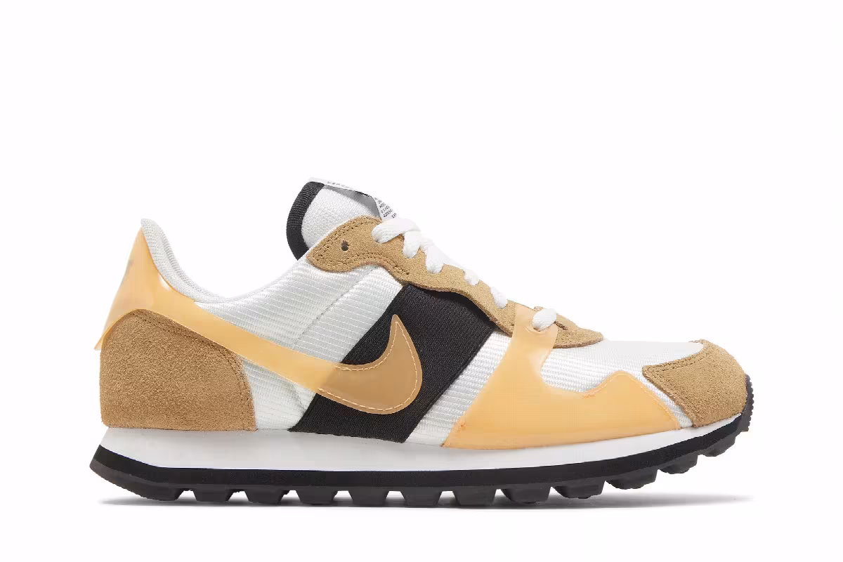 Nike Women's V-Love OX Parachute Beige, view 2