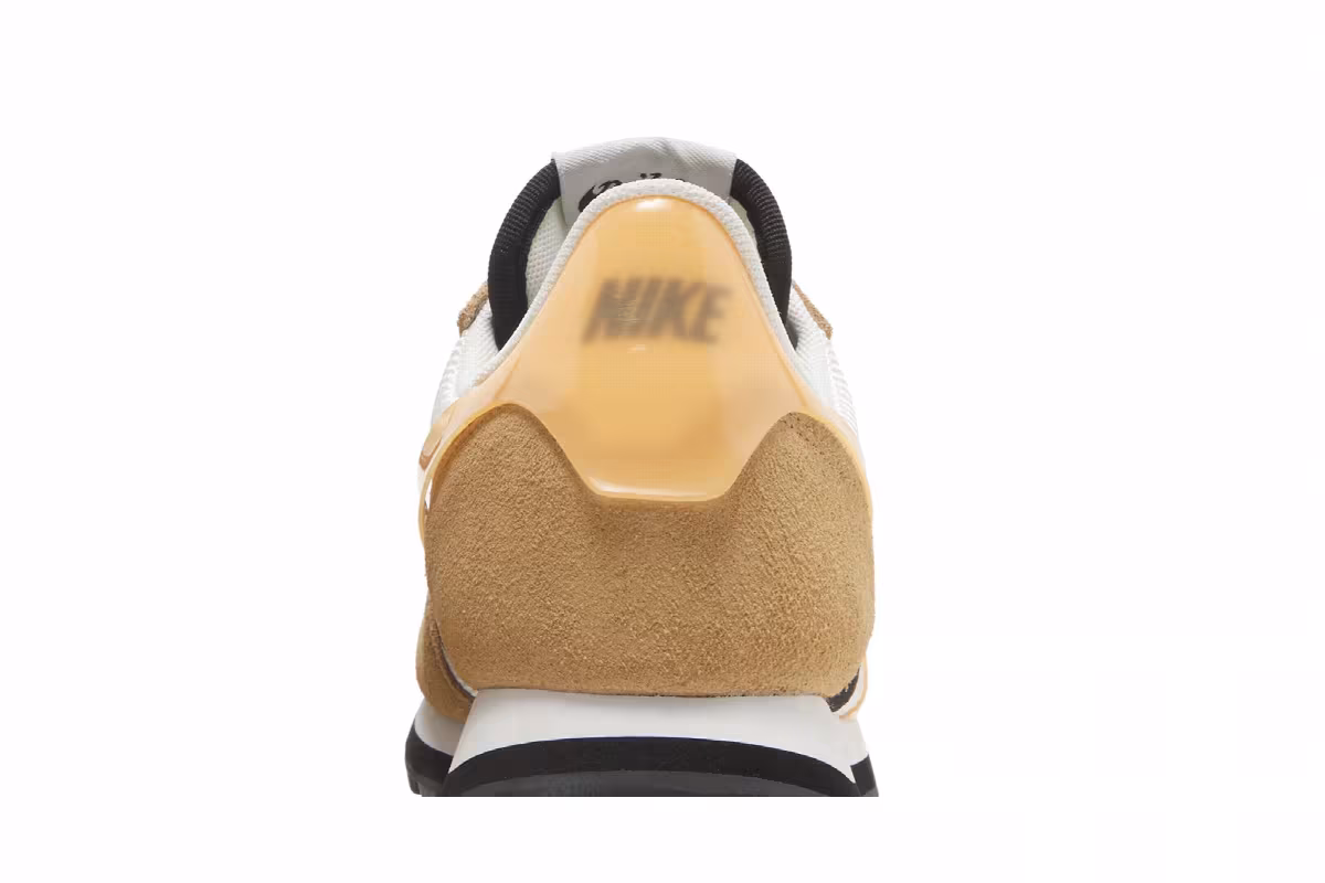Nike Women's V-Love OX Parachute Beige, view 8