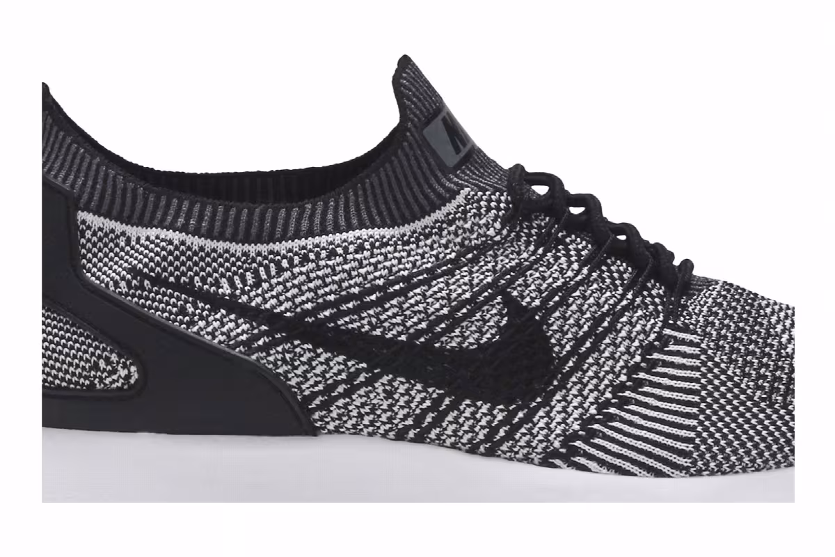 Nike Air Zoom Mariah Flyknit Racer Black Platinum, view 3