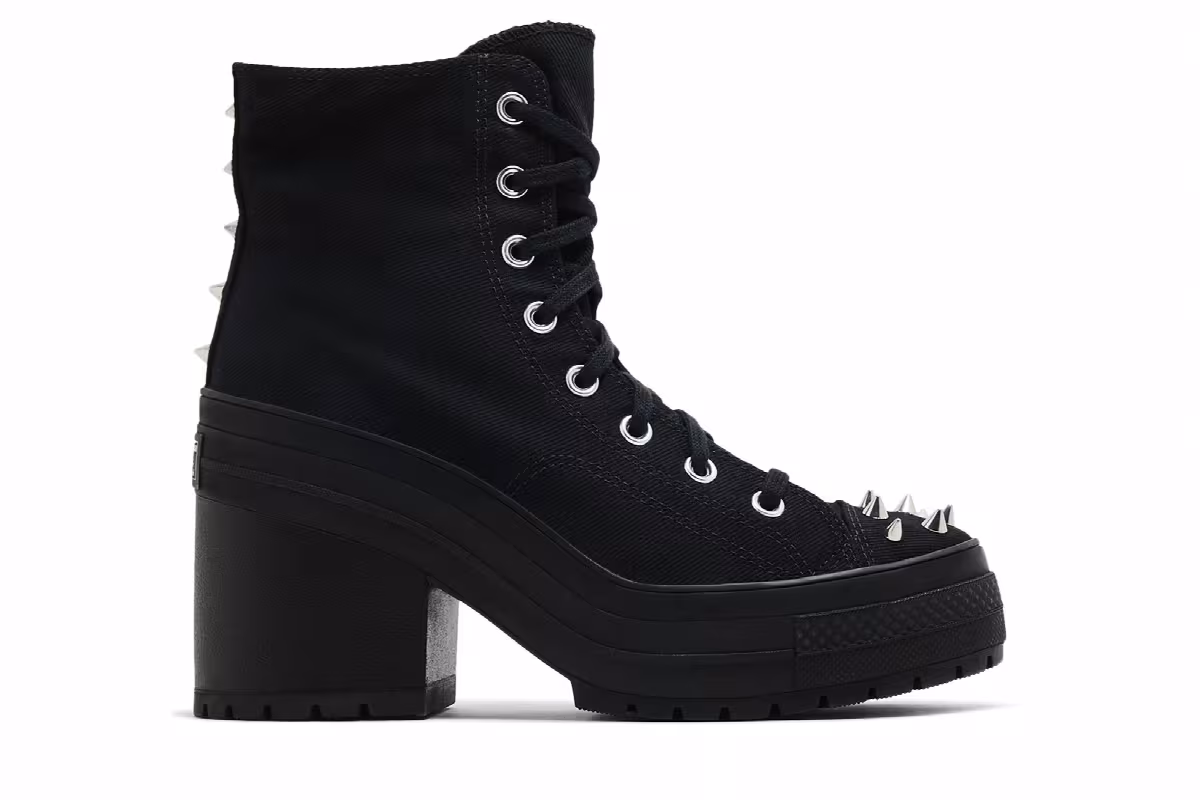 Converse Women's Chuck 70 De Luxe Heel Platform High Studded - Black, view 2