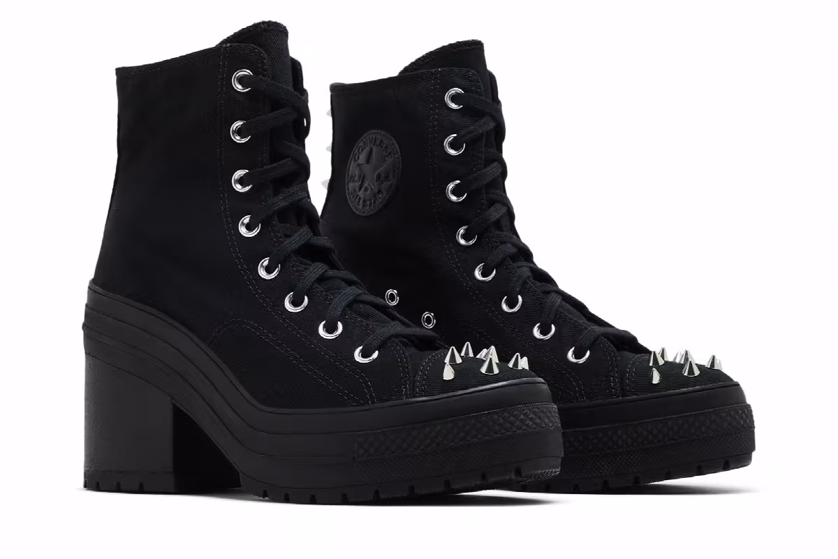 Converse Women's Chuck 70 De Luxe Heel Platform High Studded - Black, view 9