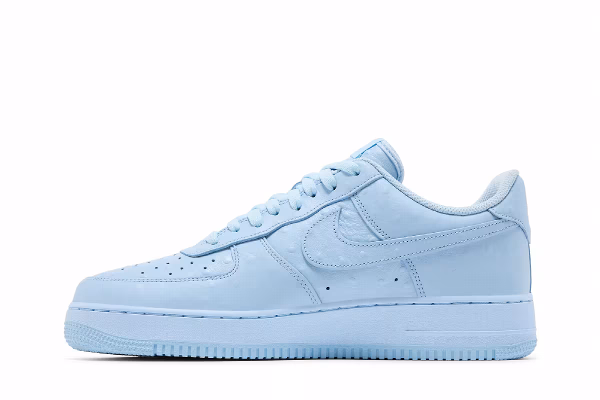 Travis Scott x Nike Air Force 1 Low ’07 Ice Blue, view 4