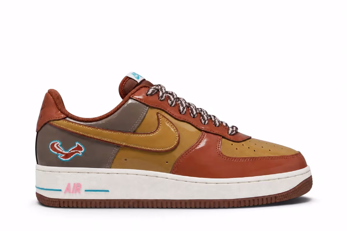NIGO x J-Hope x Nike Air Force 1 ‘01 Burnt Sunrise, view 2