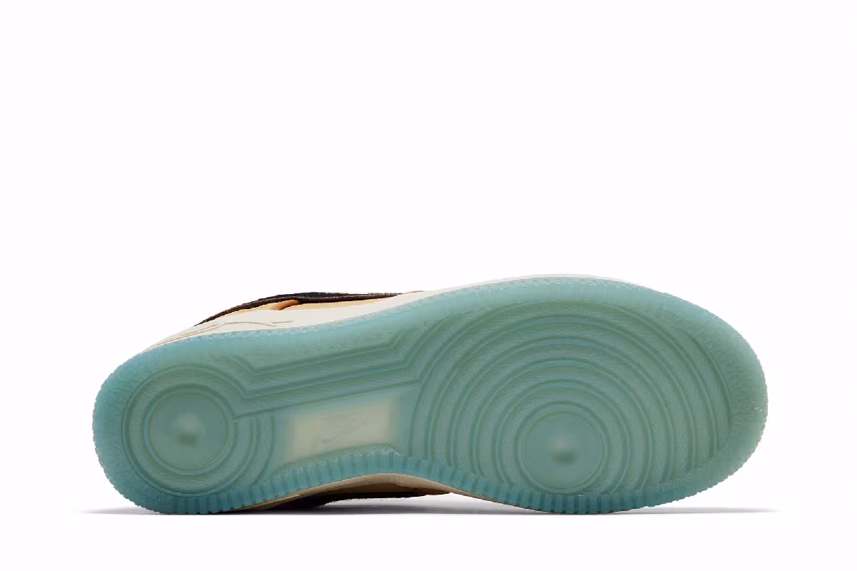 Kobe Bryant x Nike Air Force 1 Low Twine, view 5
