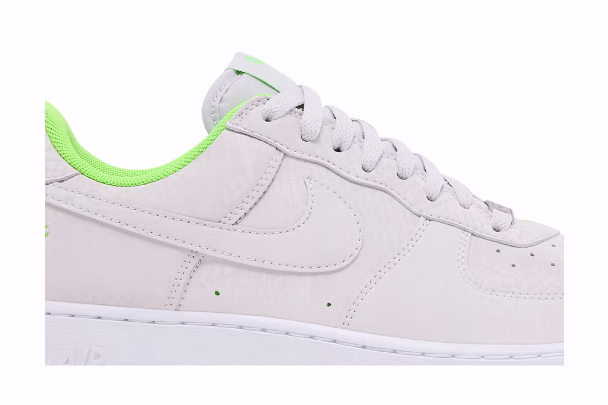 Kobe x Nike Air Force 1 Low Electric Green, view 3
