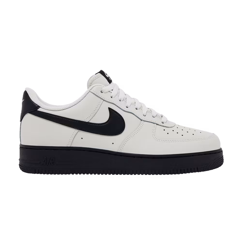 Nike Air Force 1 Light Bone Black