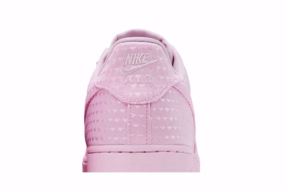 Women's Nike Air Force 1 Low Valentine's Day Pink Foam 2026, view 8