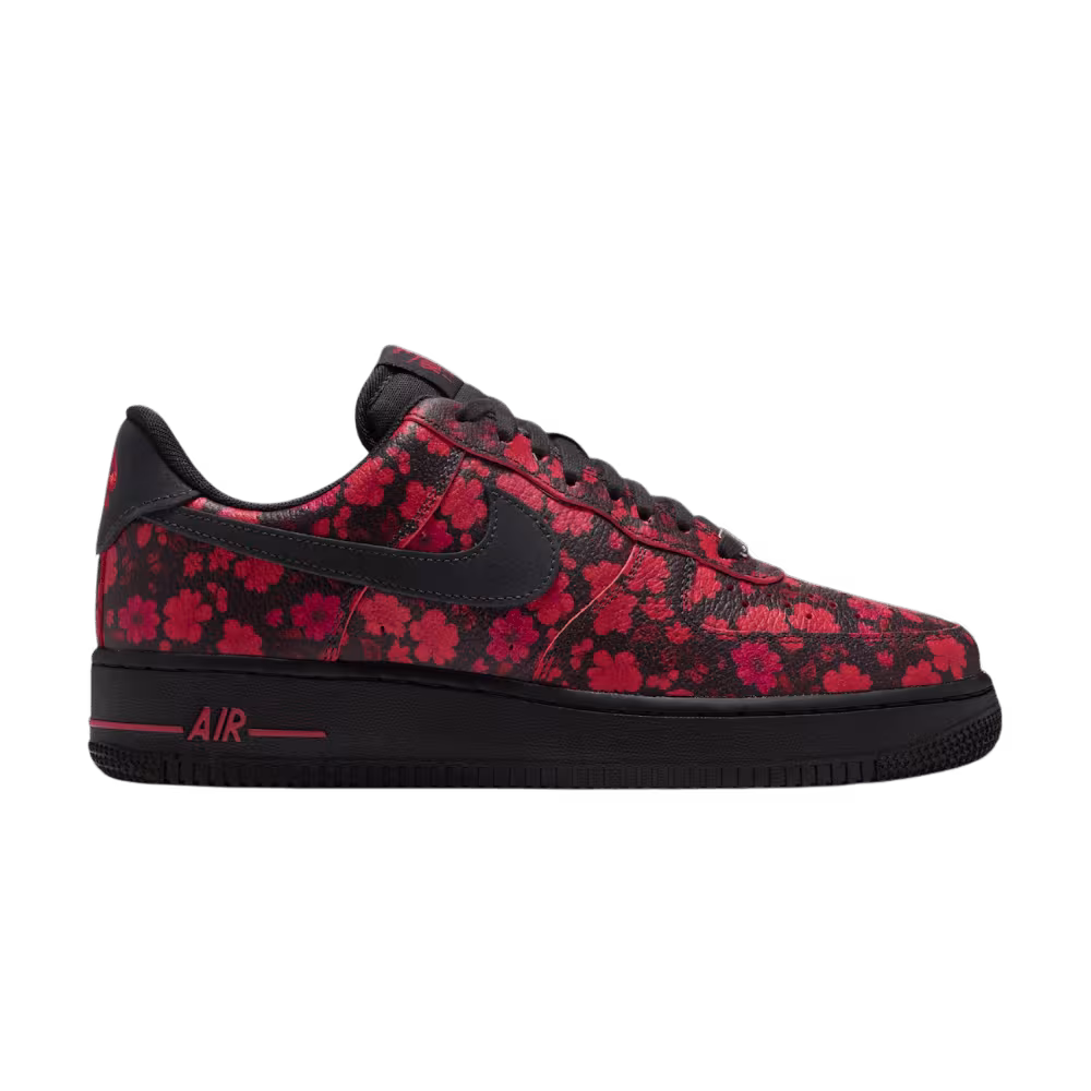 Nike Women's Air Force 1 Low Floral