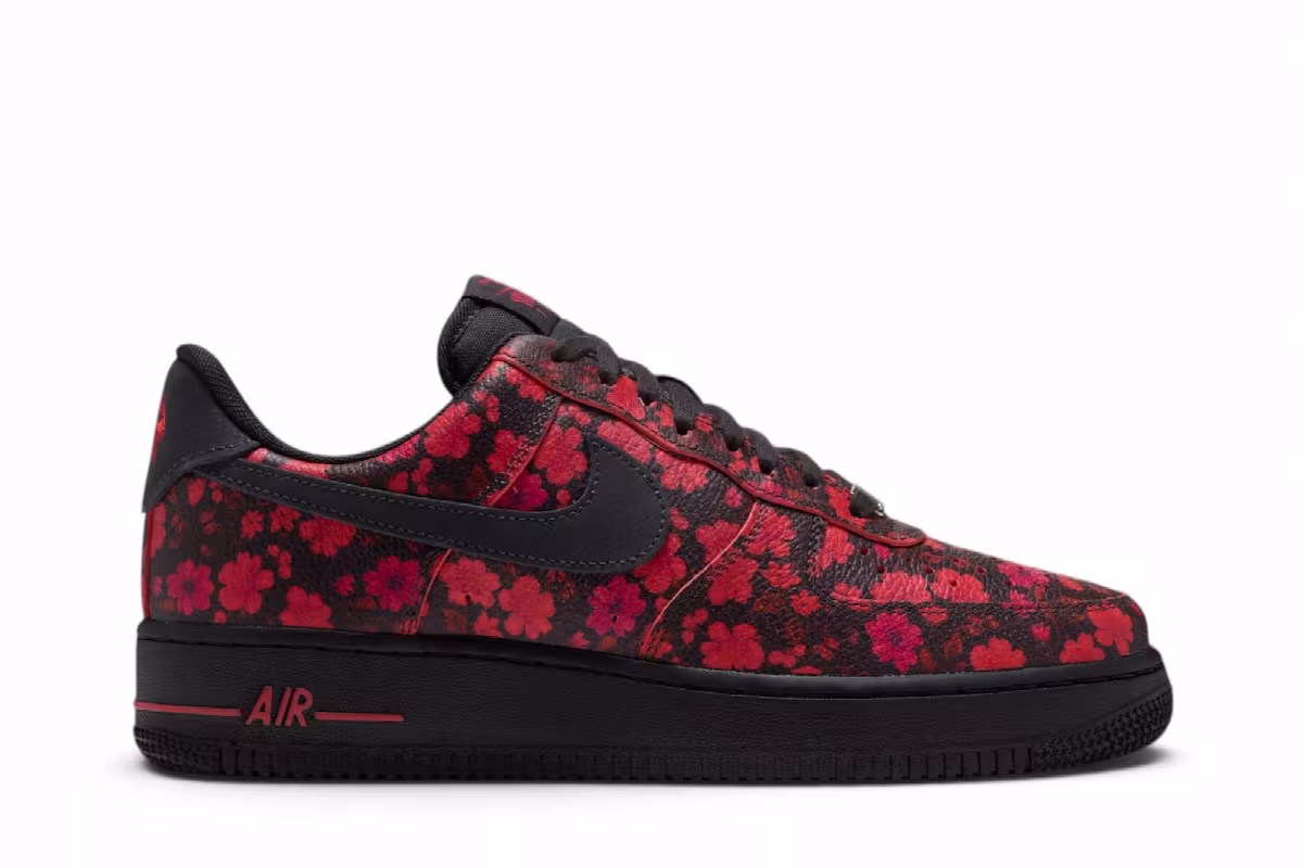 Nike Women's Air Force 1 Low Floral, view 2