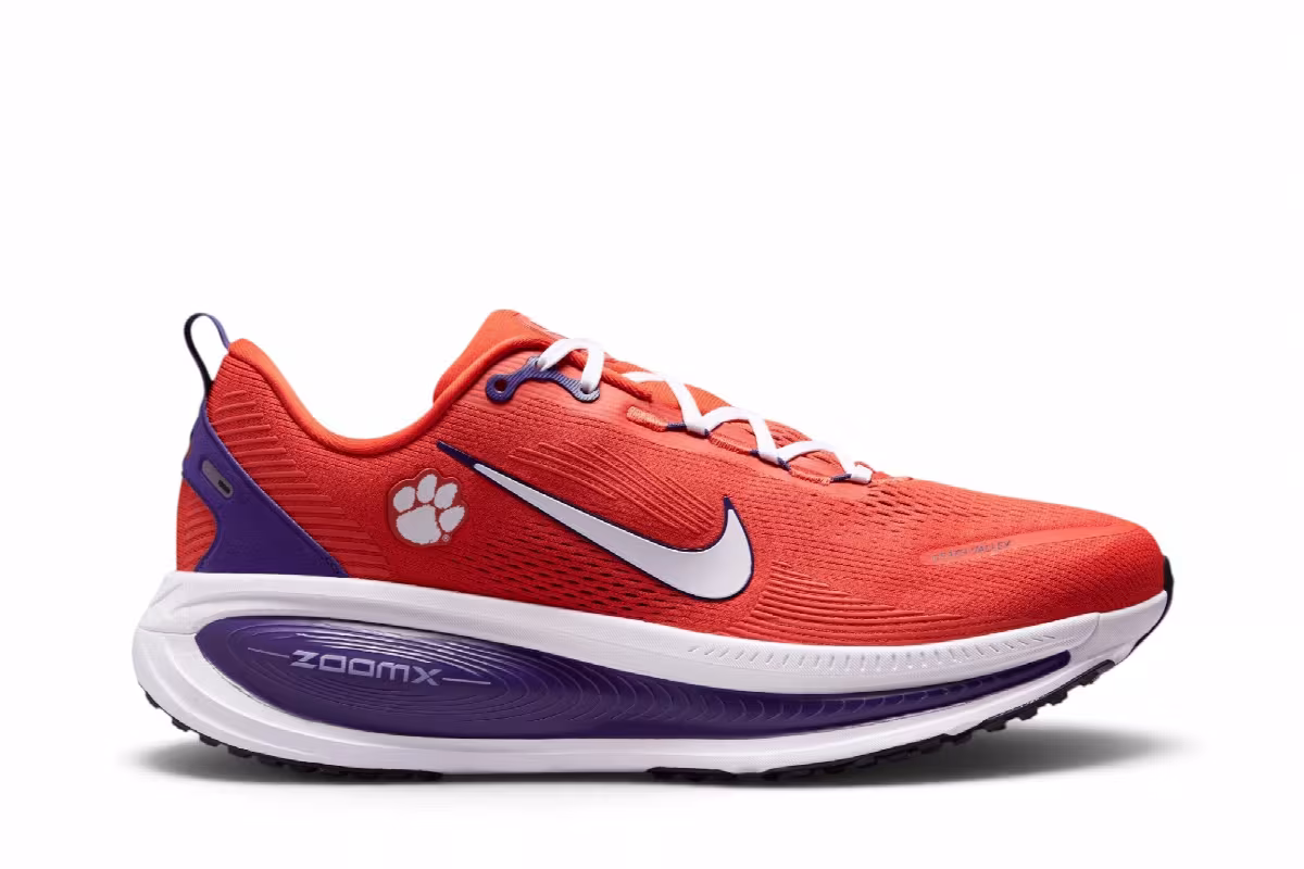 NCAA x Nike Vomero 18 Clemson, view 2