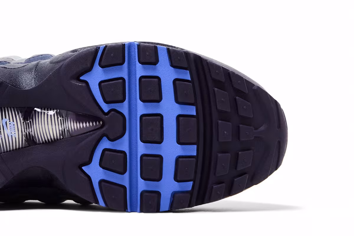 Nike Air Max 95 Photon Dust Sapphire Raisin, view 6