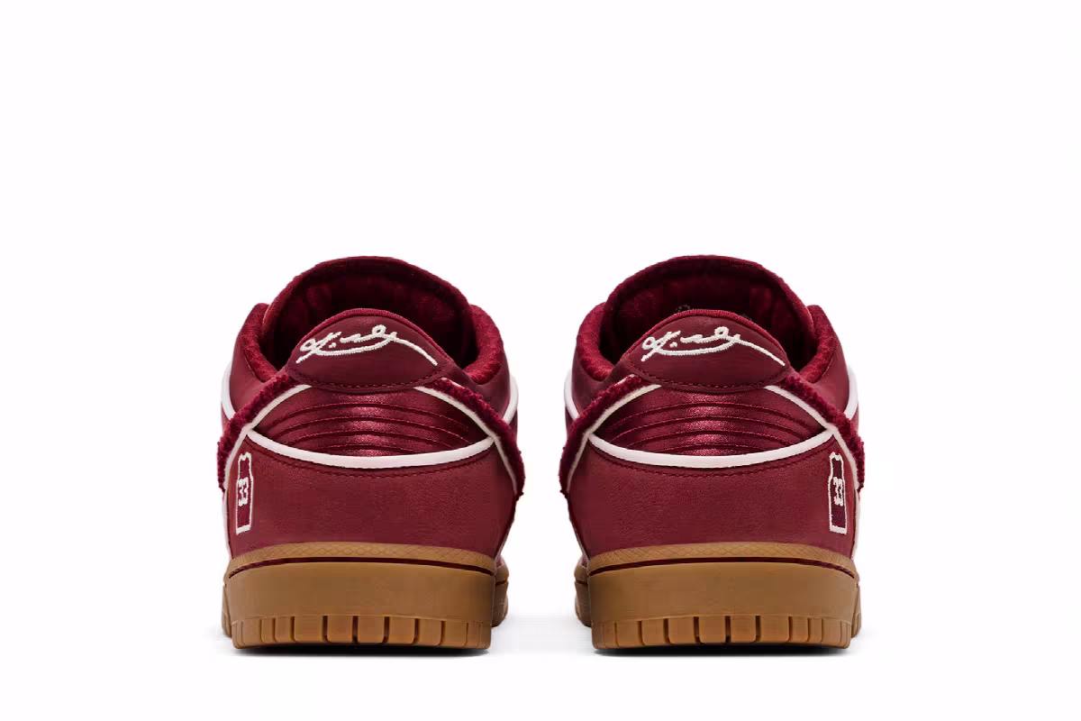 Kobe Bryant x Nike Dunk Low Protro Team Red, view 7