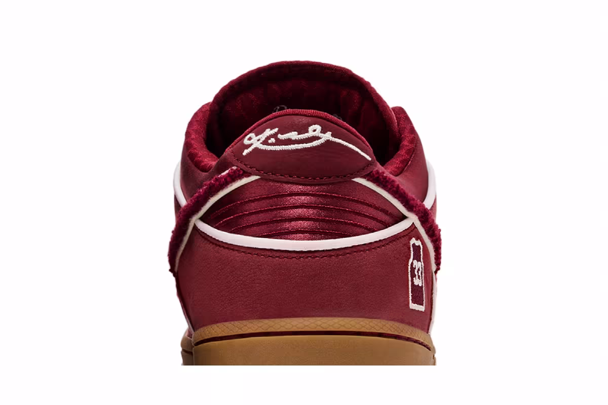 Kobe Bryant x Nike Dunk Low Protro Team Red, view 8