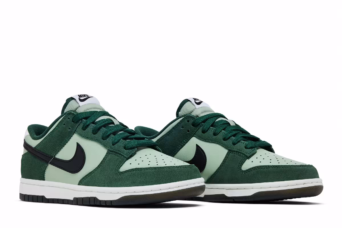 Nike Dunk Low SE Jade Horizon Fir, view 9