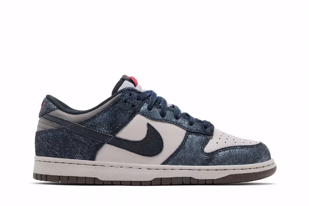 Nike Dunk Low NYC CBGB, view 2